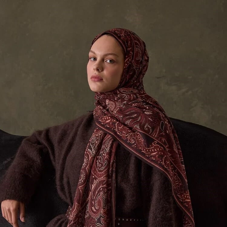 Modesty is a challenge today. This handbook makes it easier.