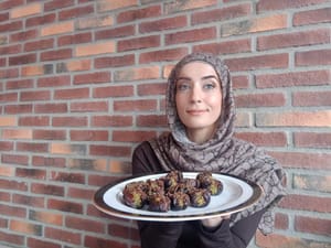 Dubai viral chocolate dates with less sugar
